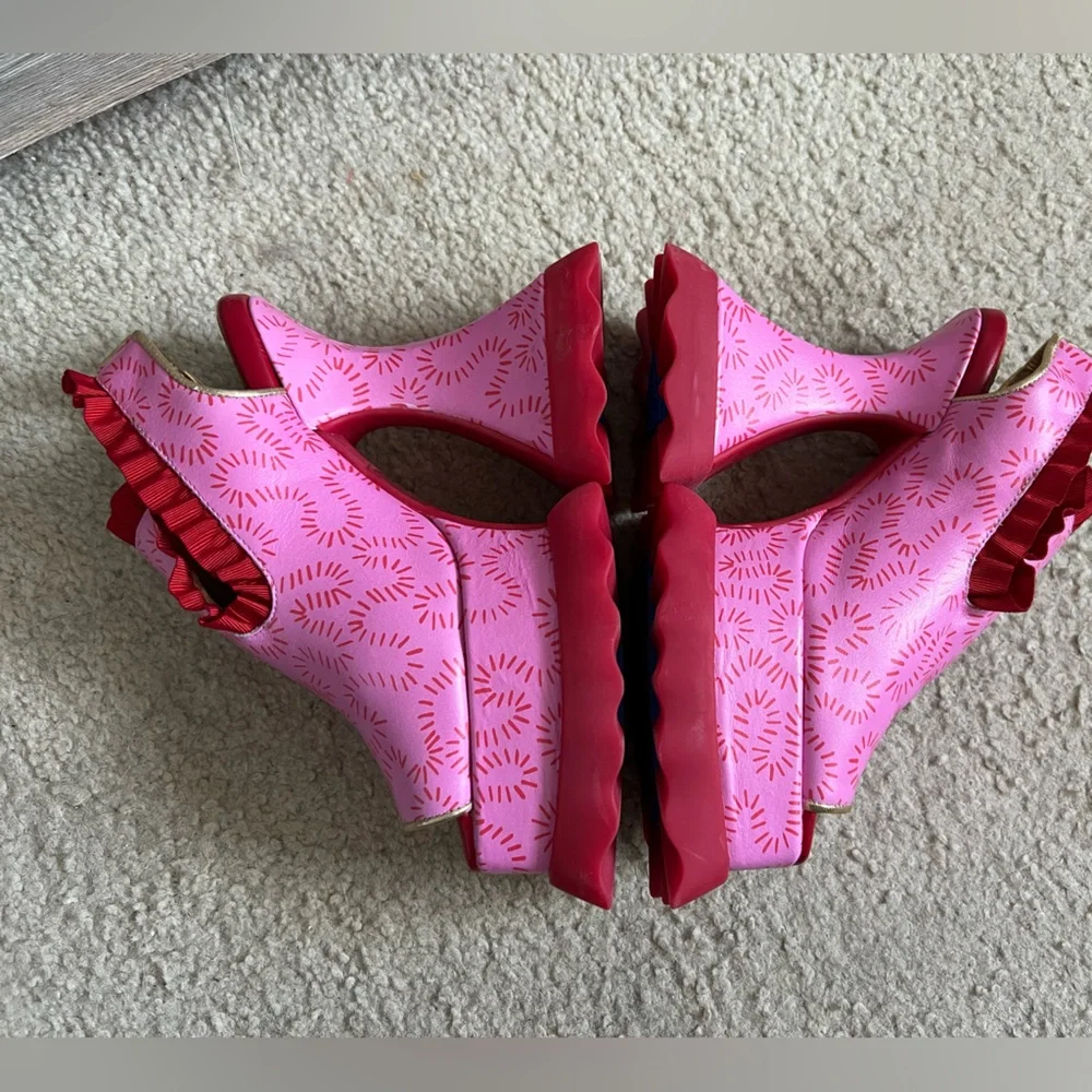 John Fluevog Munster Max Lady Ruffle Miss - Picture 3 of 9